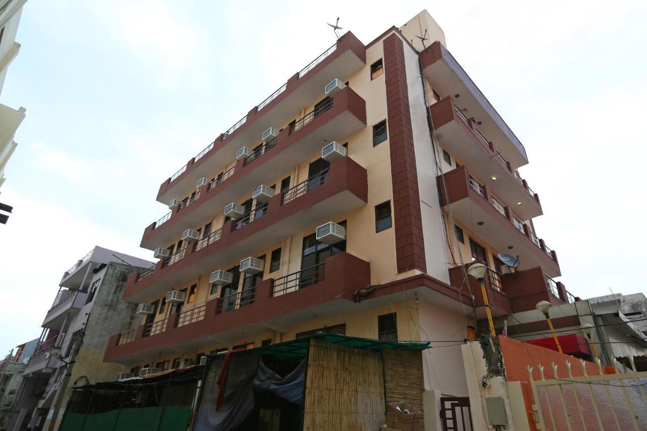 Hotel Oyo Flagship 14774 Sector 14 Gurgaon Extérieur photo